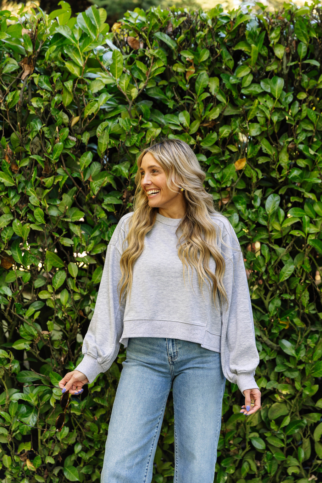 Skylar Ribbed Crewneck Sweatshirt in Grey