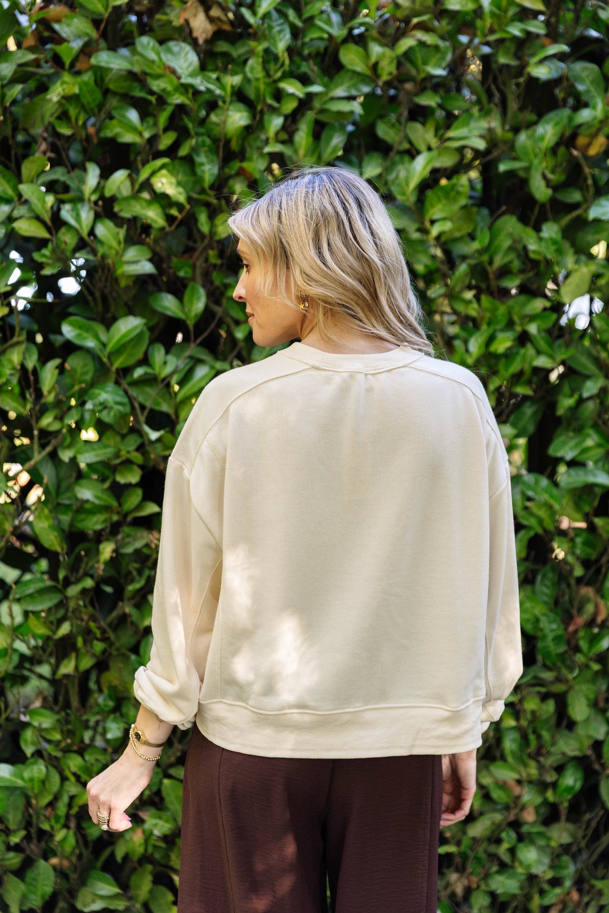 Skylar Ribbed Crewneck Sweatshirt in Cream