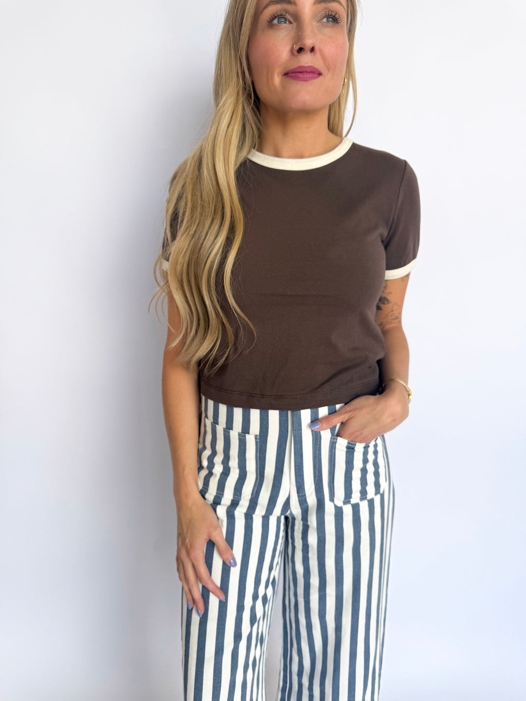 Solenne Ringer Tee in Espresso