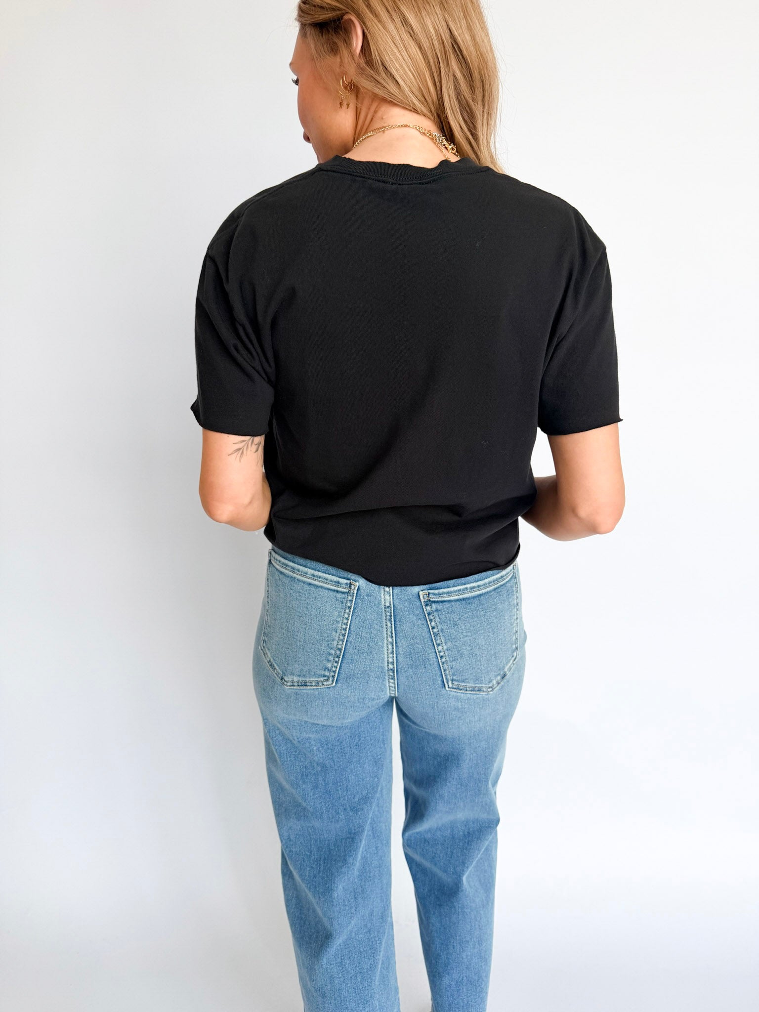 Maya Halloween Vintage Graphic Cropped Tee