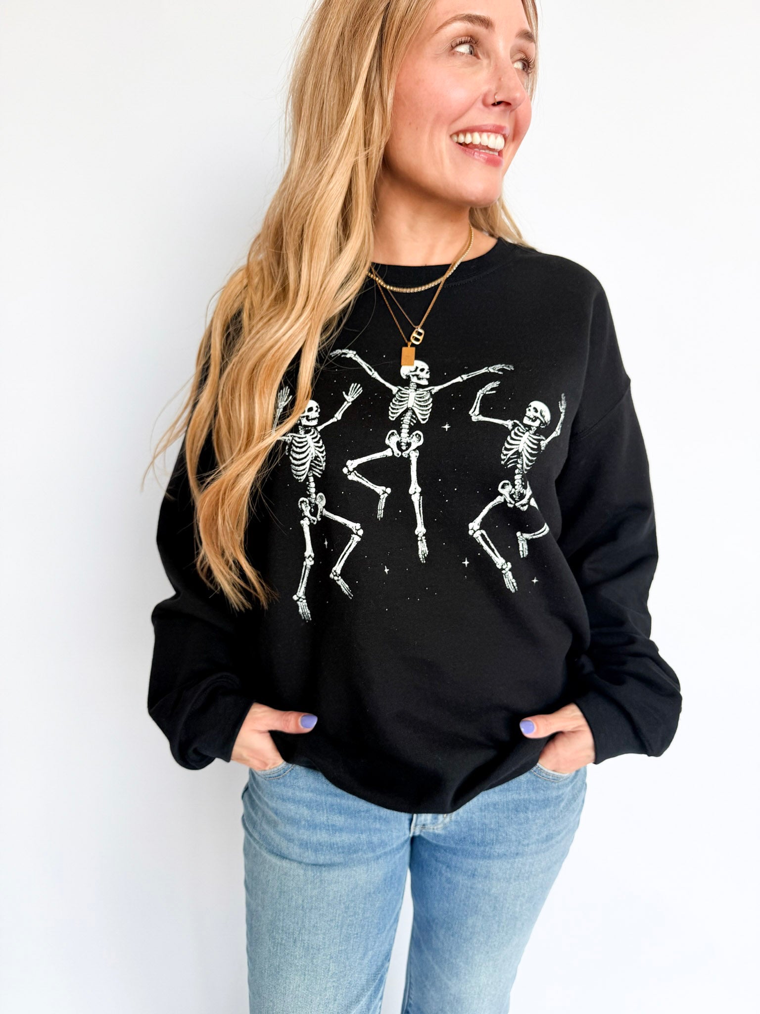 Clara Halloween Vintage Graphic Sweatshirt