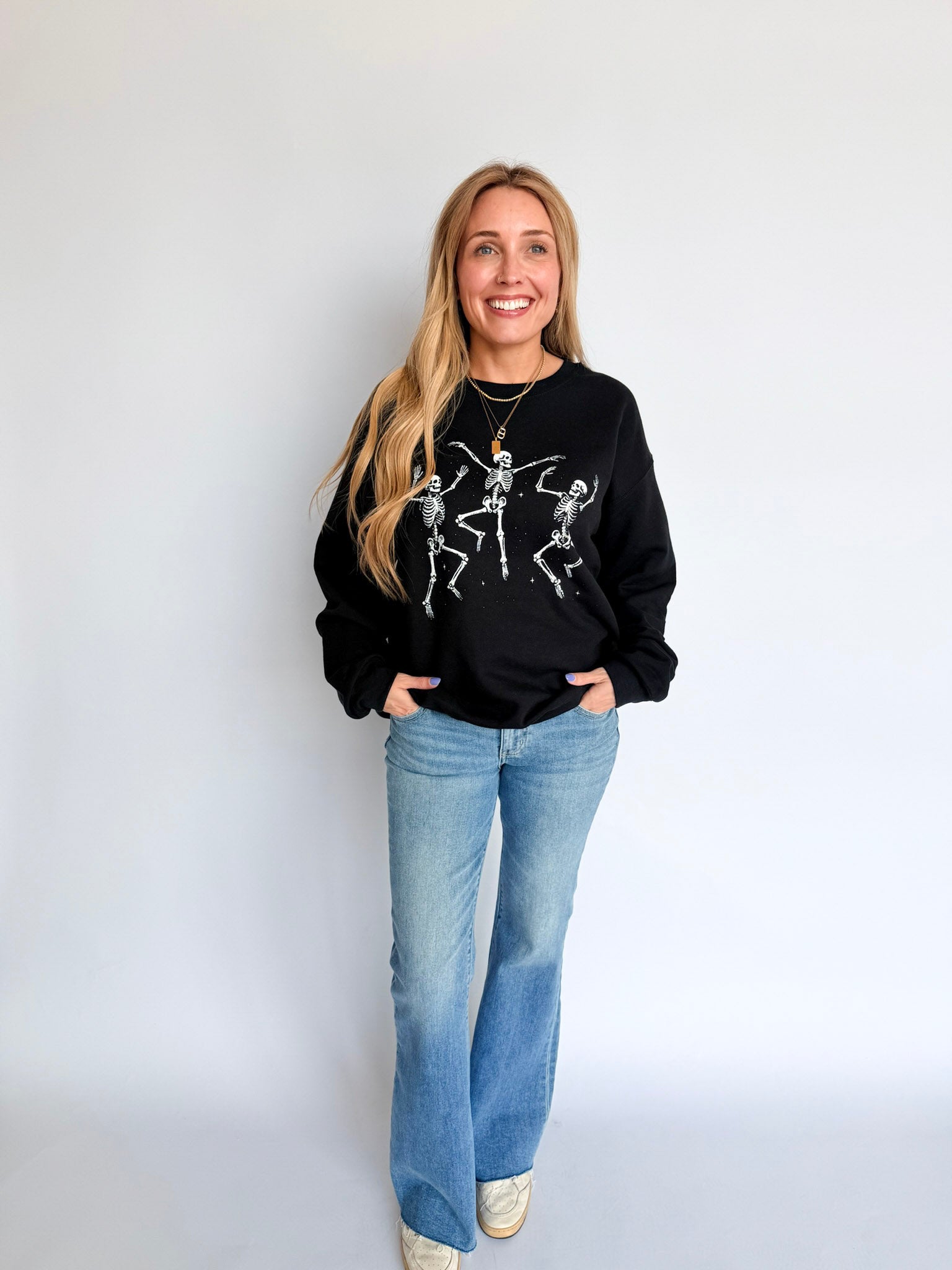 Clara Halloween Vintage Graphic Sweatshirt