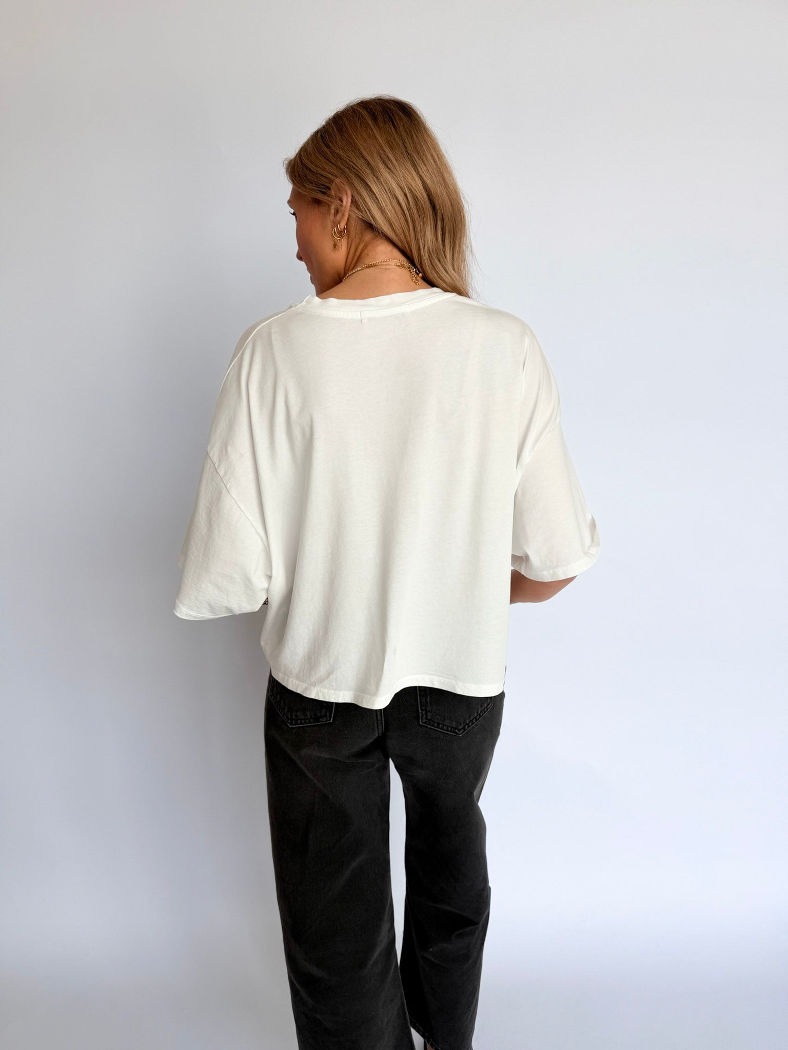Olivia Cropped Tee in Vintage White