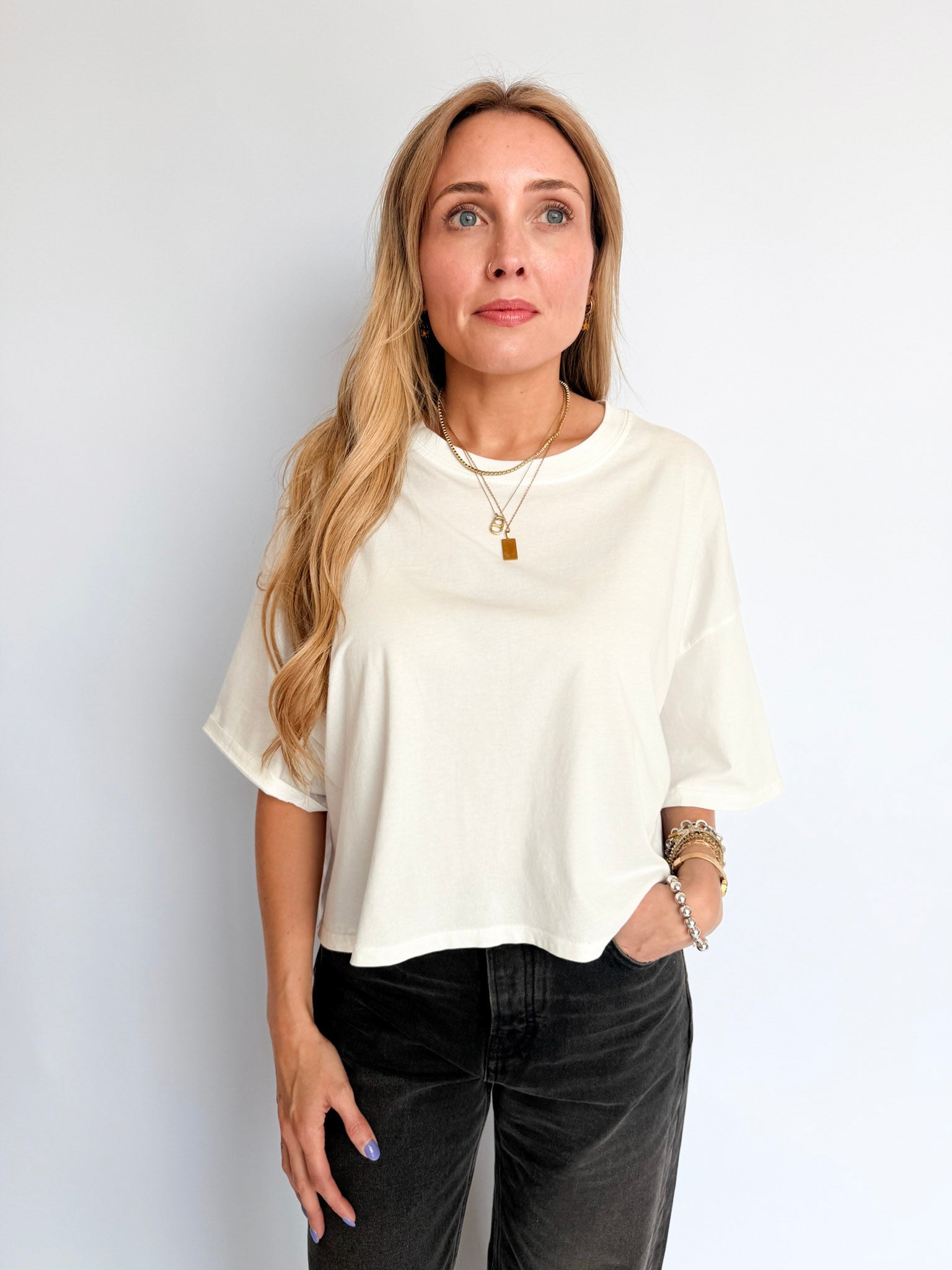 Olivia Cropped Tee in Vintage White