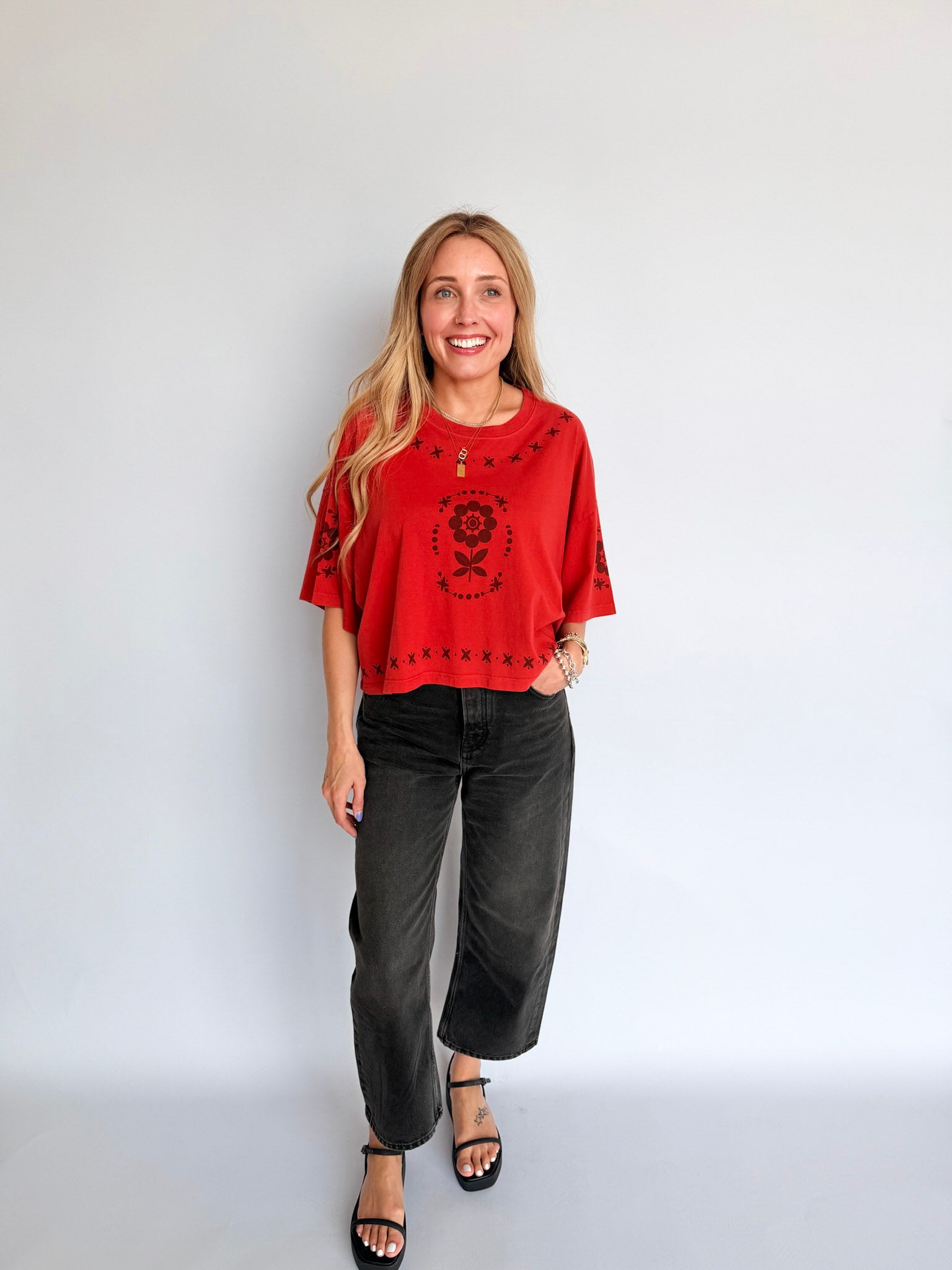 Sophia Vintage Floral Cropped Tee