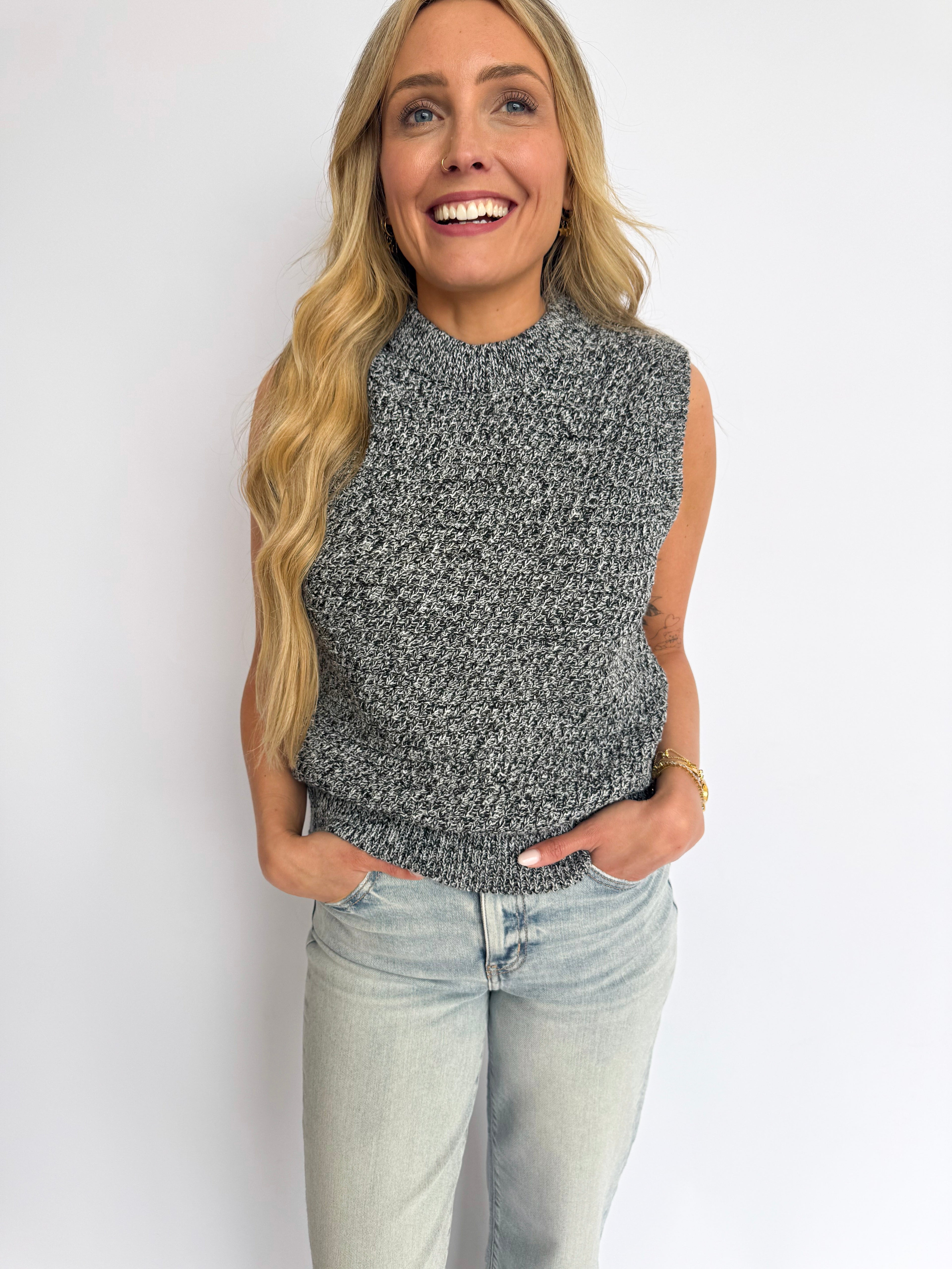 Eska Sleeveless Knit Sweater in Black