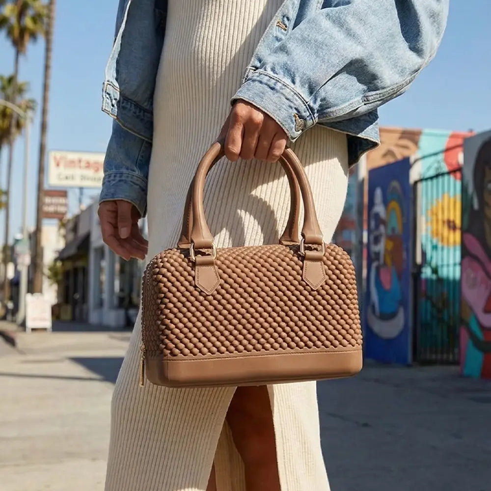 Belle Jelly Bead Handbag in Coffee