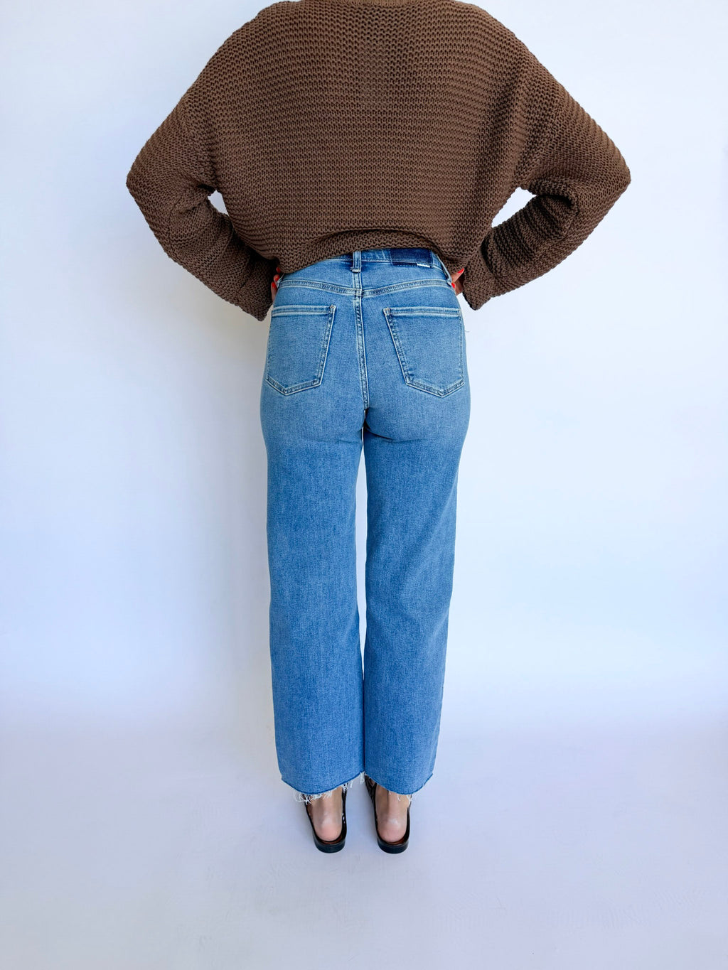 Kinsley High Rise Wide Ankle Jeans