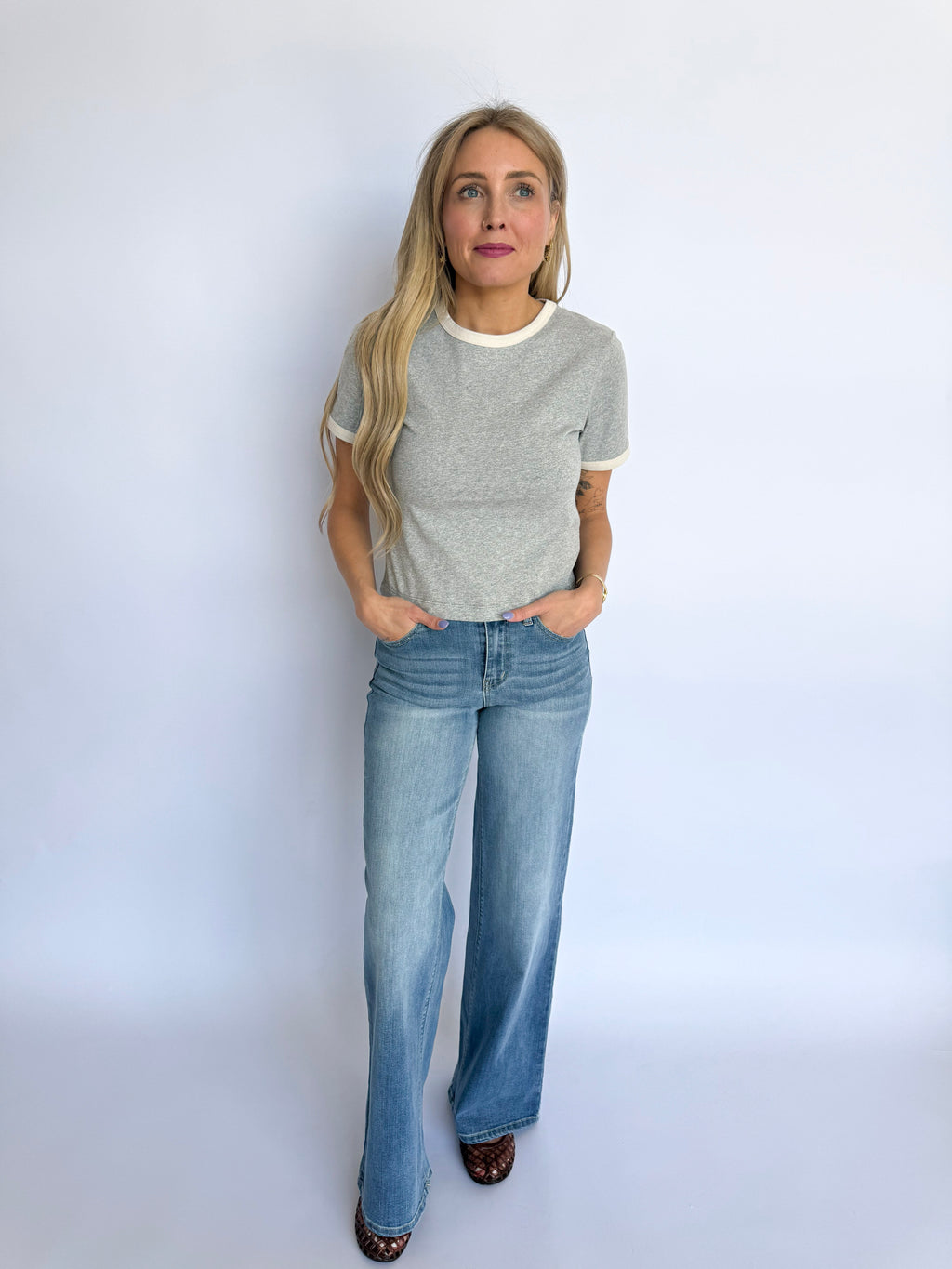 Solenne Ringer Tee in Foggy