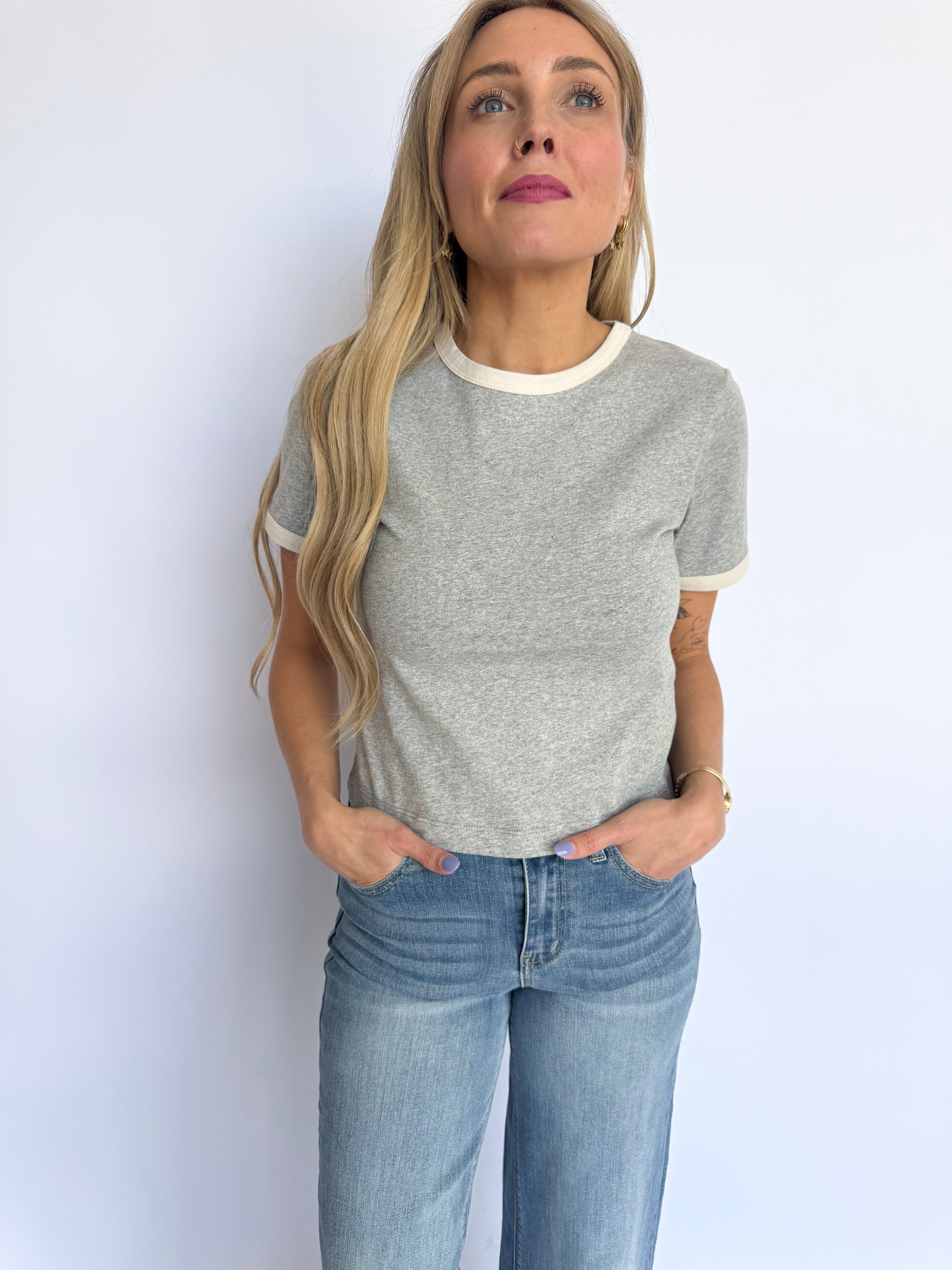 Solenne Ringer Tee in Foggy