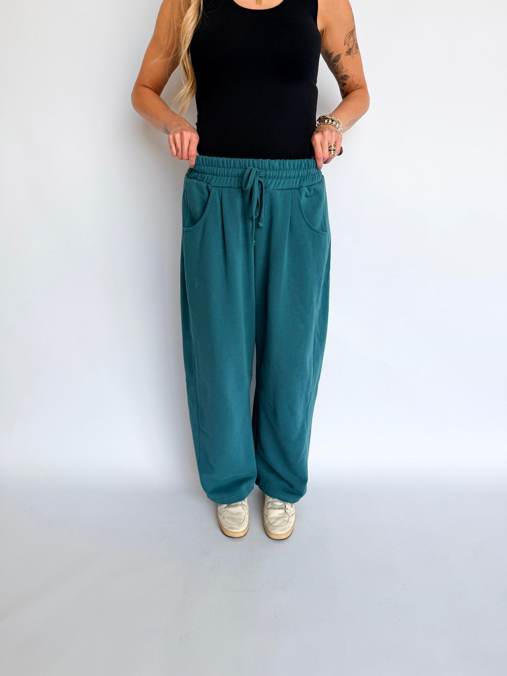 Lily Drawstring Barrel Sweatpants in Dark Teal