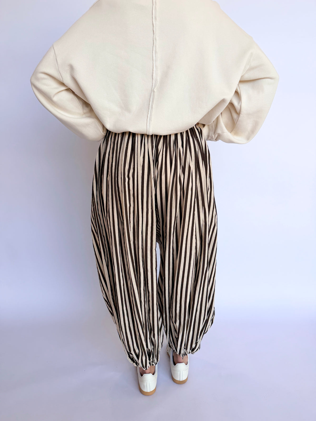 Jasmine Stripe Balloon Pants in Chocolate