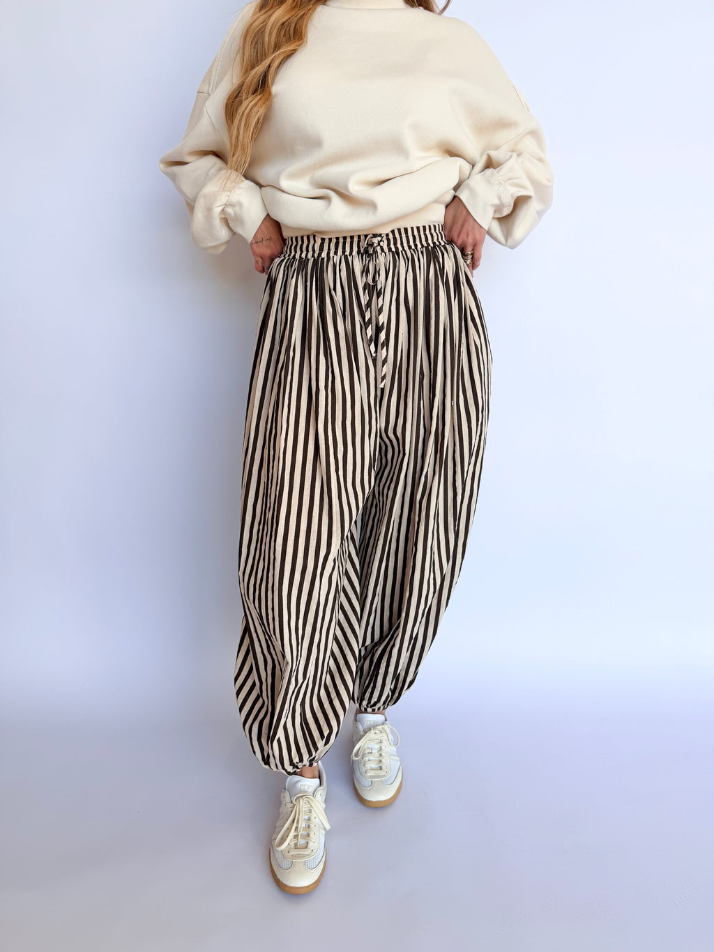 Jasmine Stripe Balloon Pants in Chocolate
