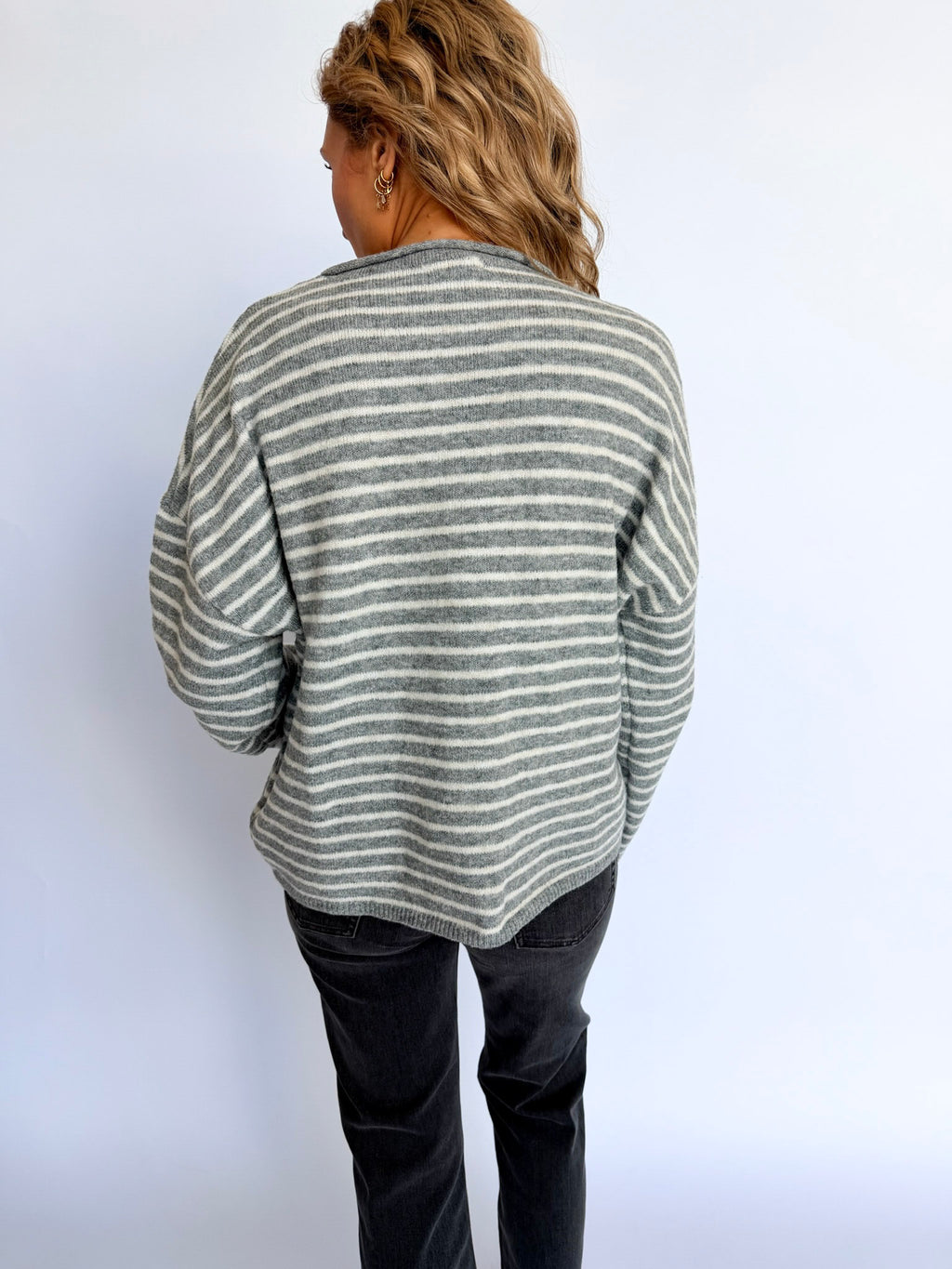 Rose Button Down Stripe Cardigan in Heather Charcoal