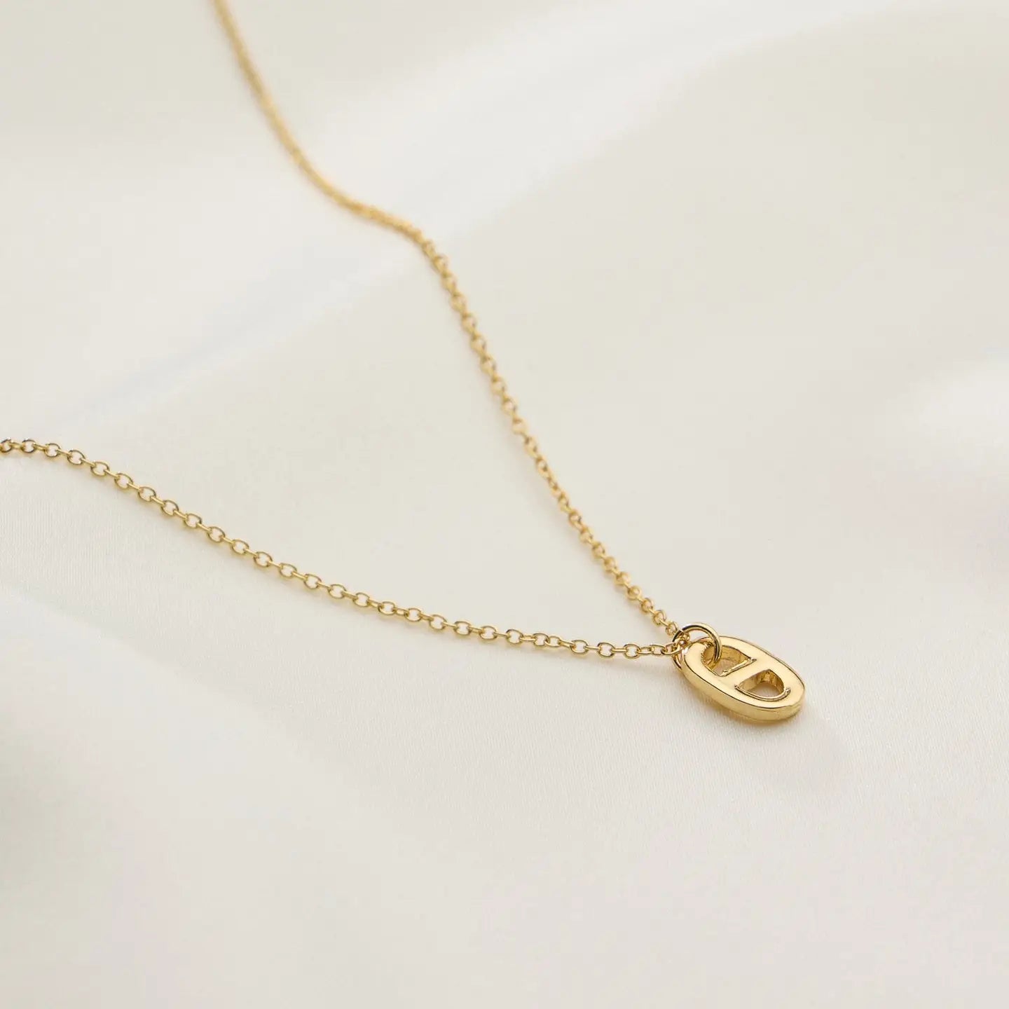 Emilia Soda Tab Necklace in Gold