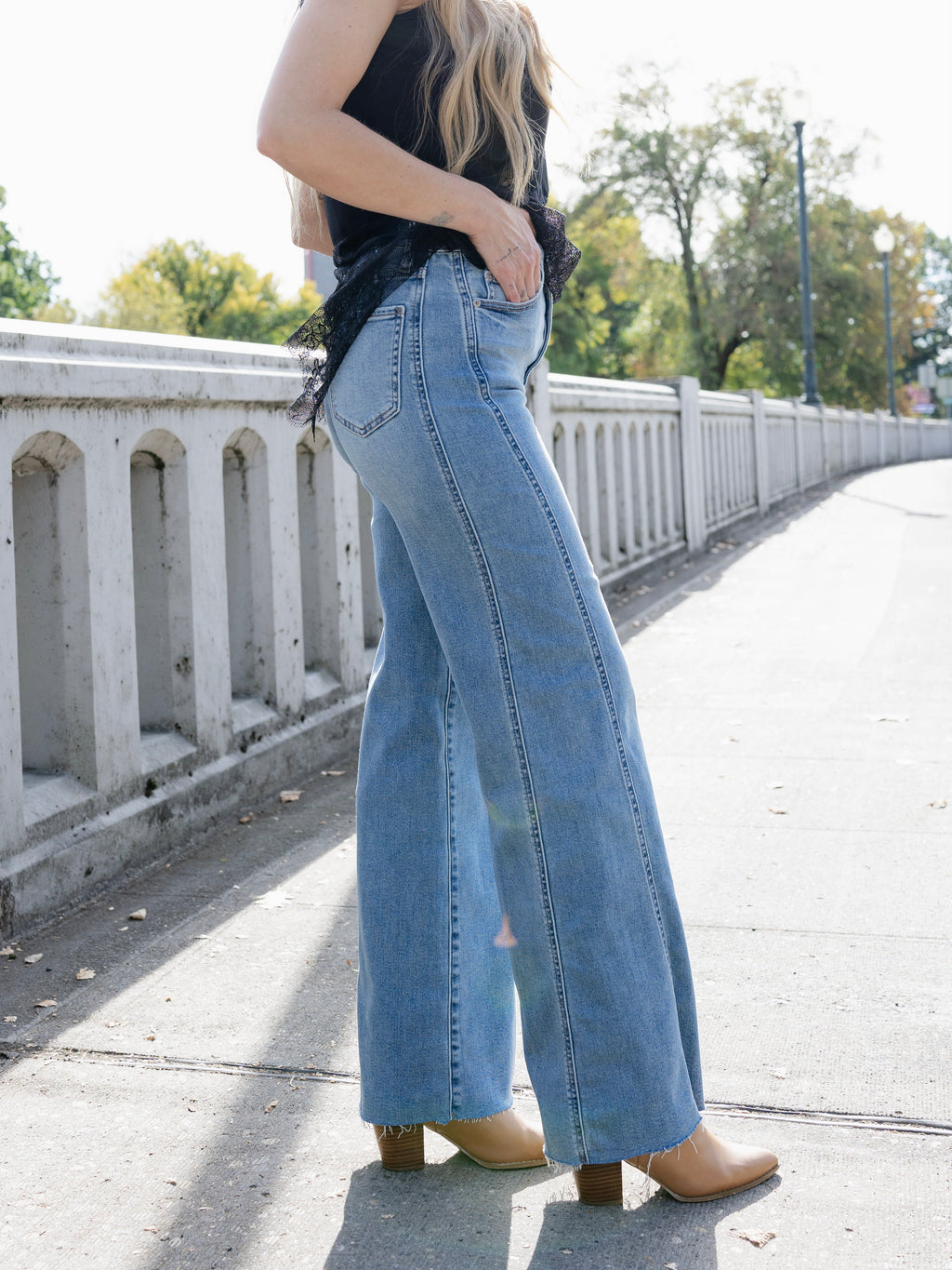 Far Out High Rise Seamed in Make Believe