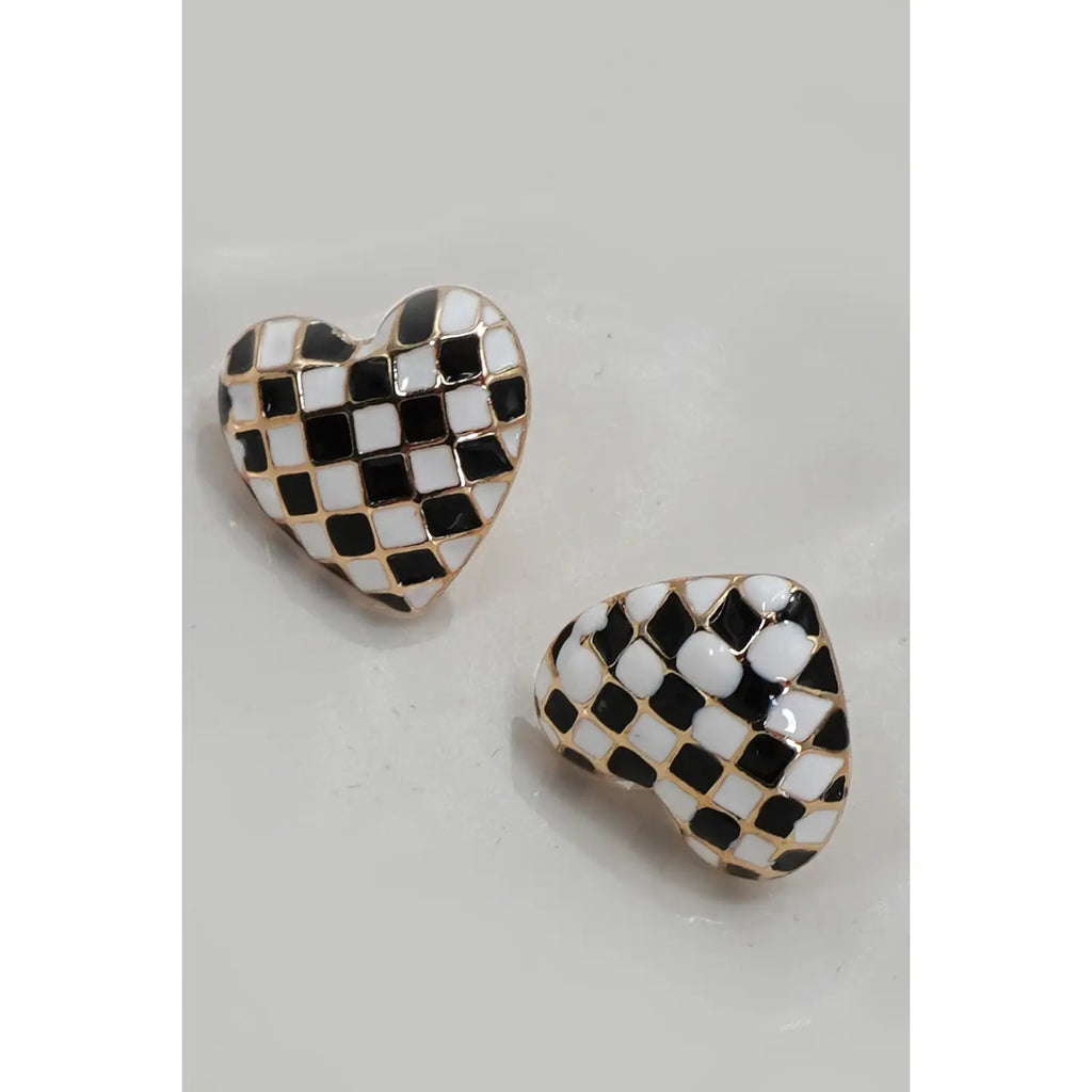 Rylee Checker Heart Stud Earrings in Gold