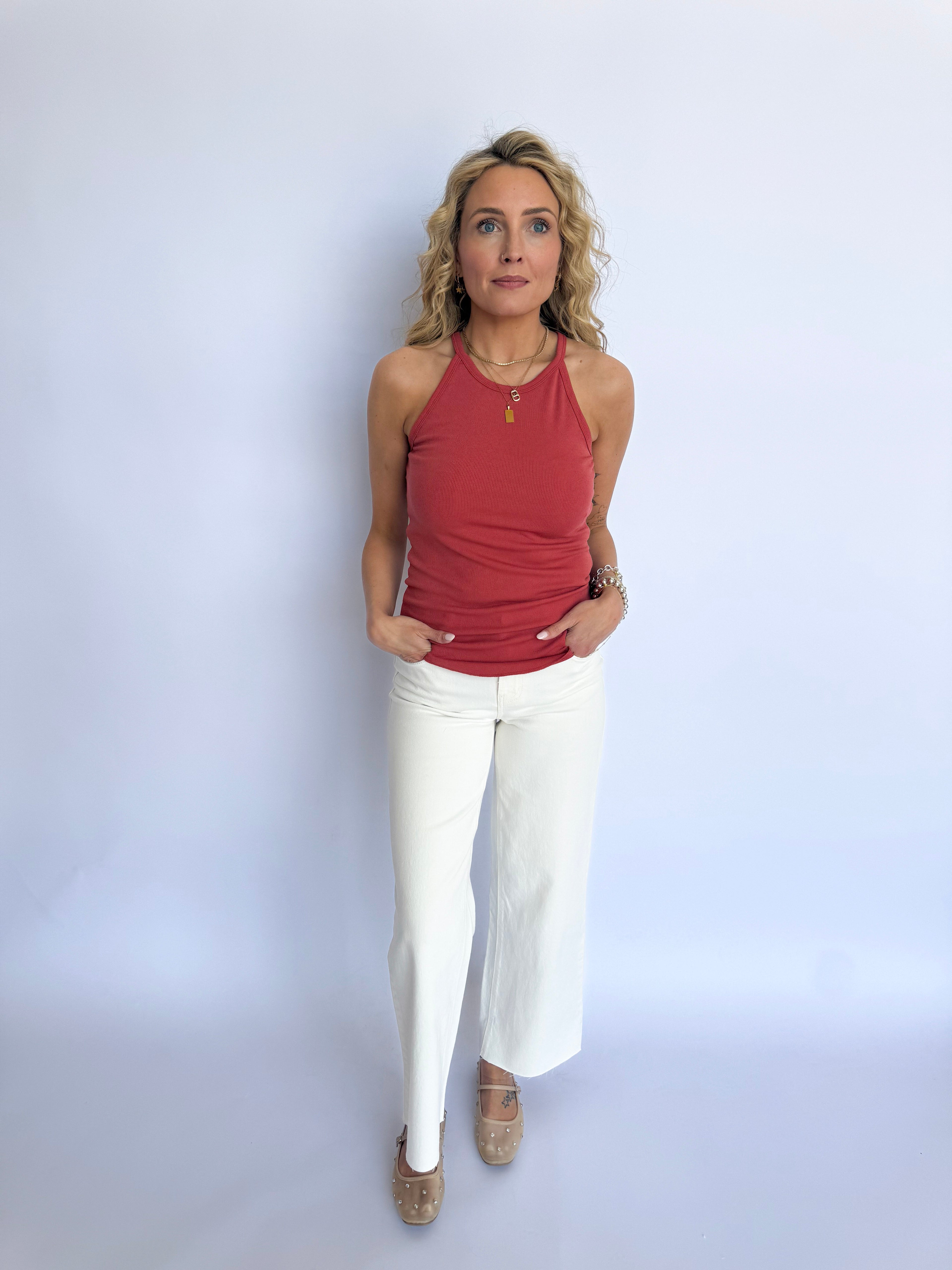 Nerina Ribbed Fitted Tank in Brick