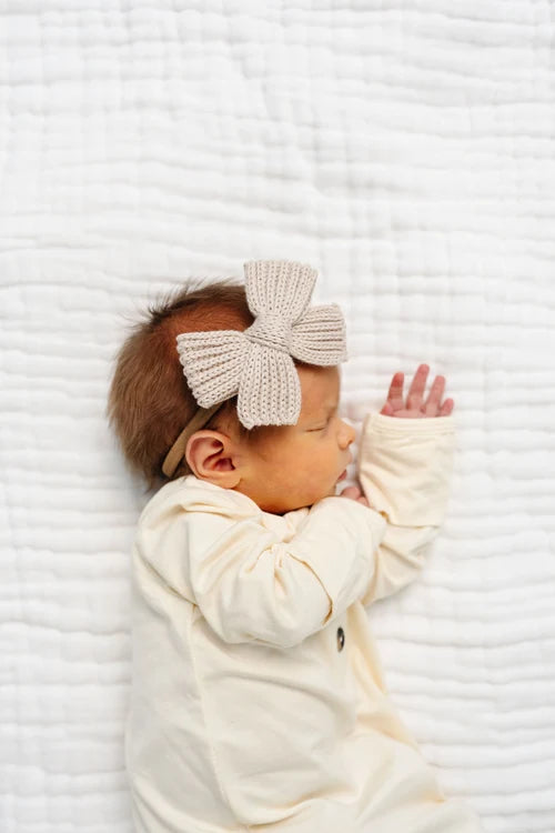 Sweater Bow - Tan Chunky Knit
