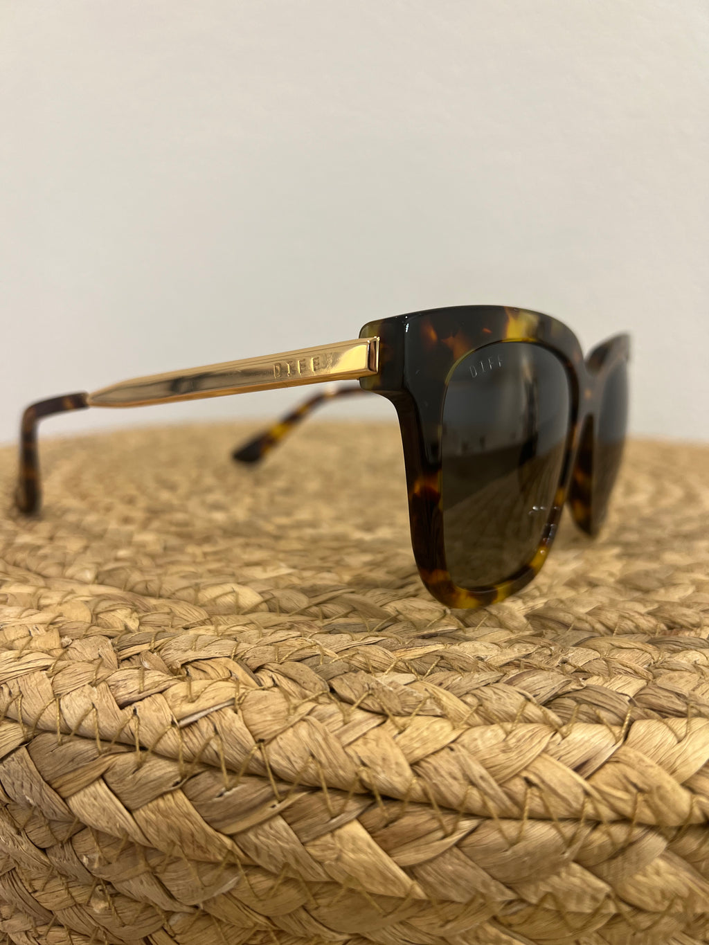 Diff Bella Sunglasses in Amber Tortoise + Steel Gradient