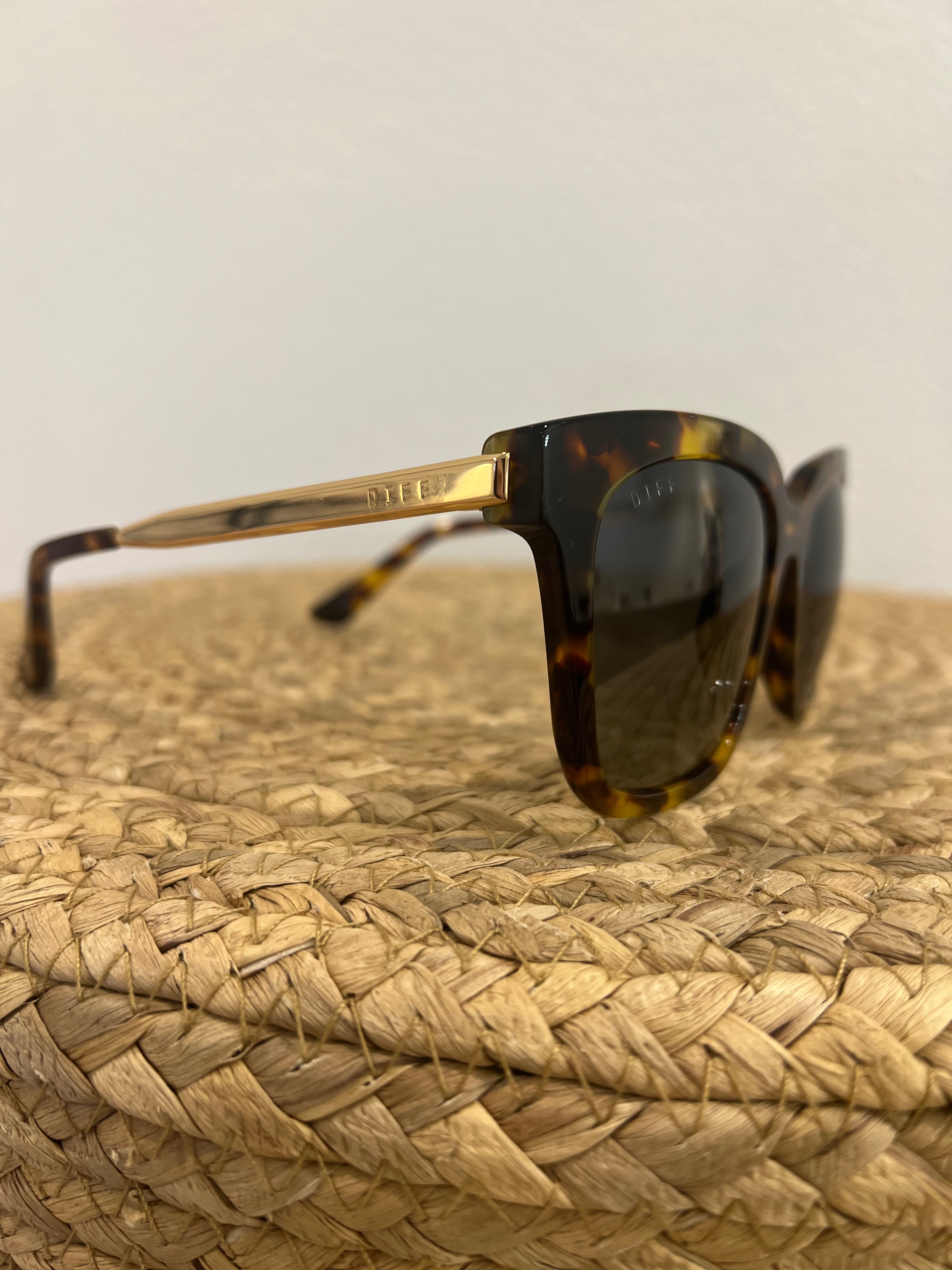Diff Bella Sunglasses in Amber Tortoise + Steel Gradient