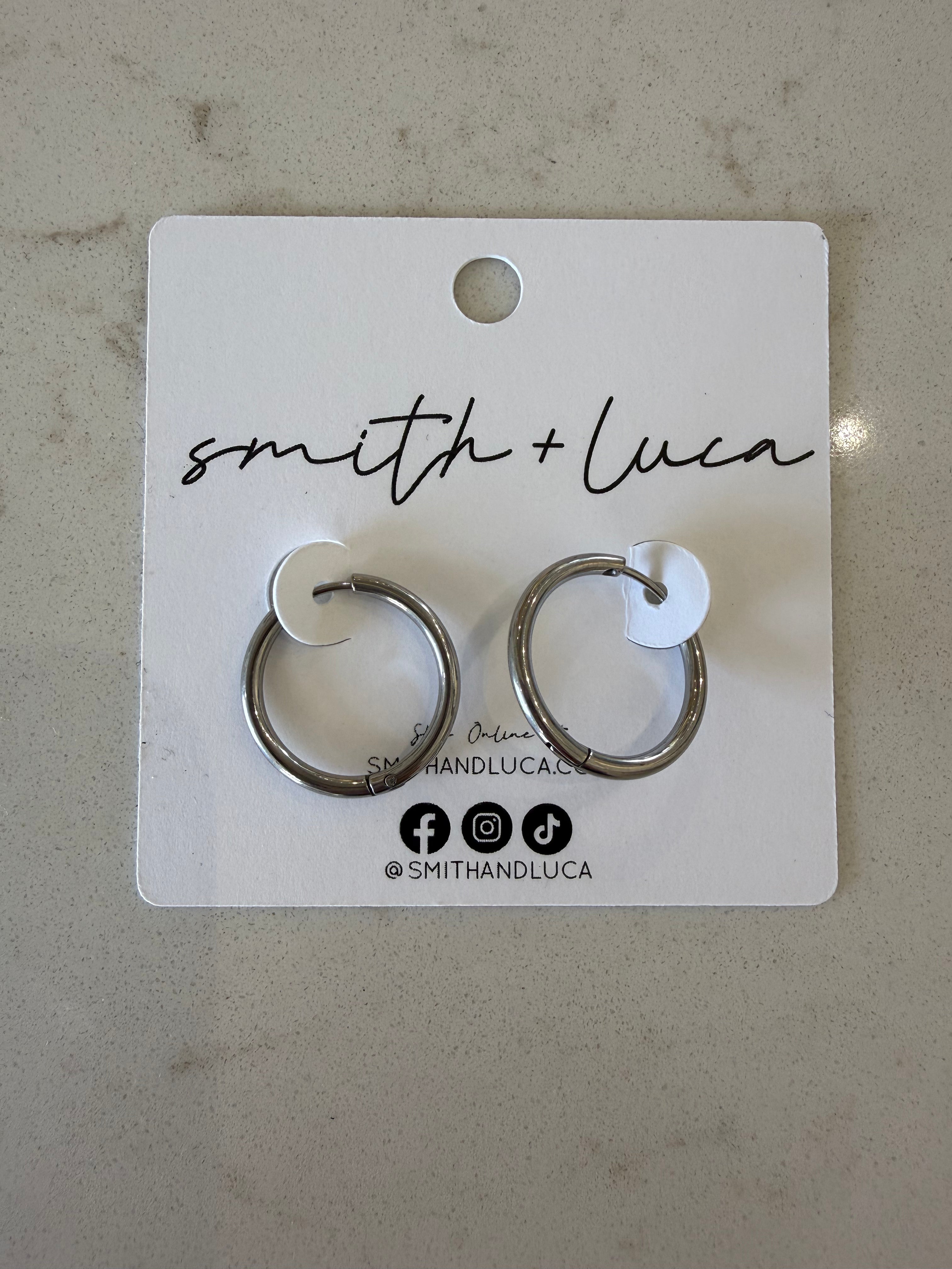 Stefanie Continuous Hoops in Silver