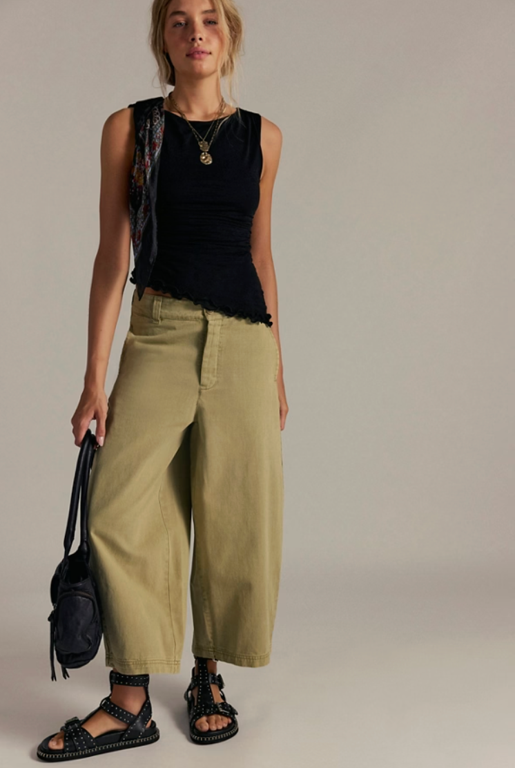 Laydown Chino in Aloe